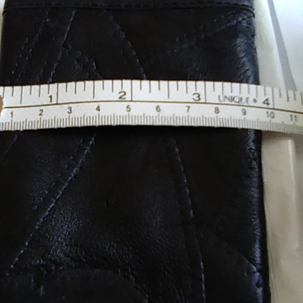 Ladies Wallet - Picture 10 of 10